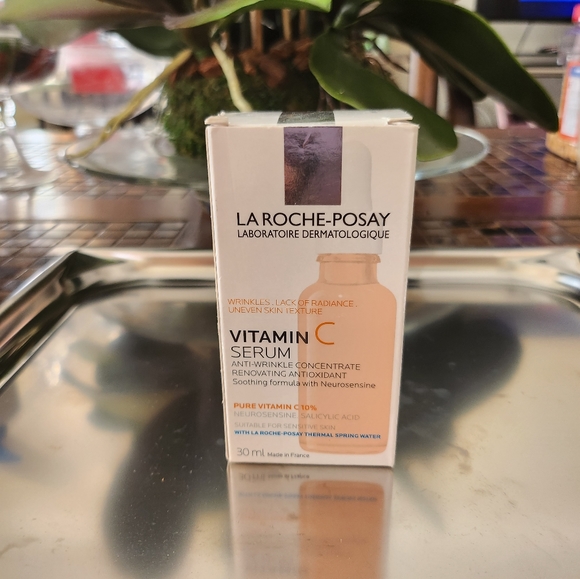la rocheposay Skincare La Rocheposay Vitamin C New Poshmark
